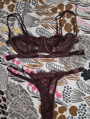 Brown Lace Underwire Bra & Strappy Thong Set